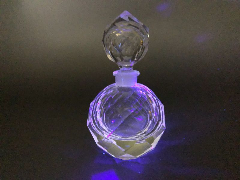 ウランガラス 香水瓶 B